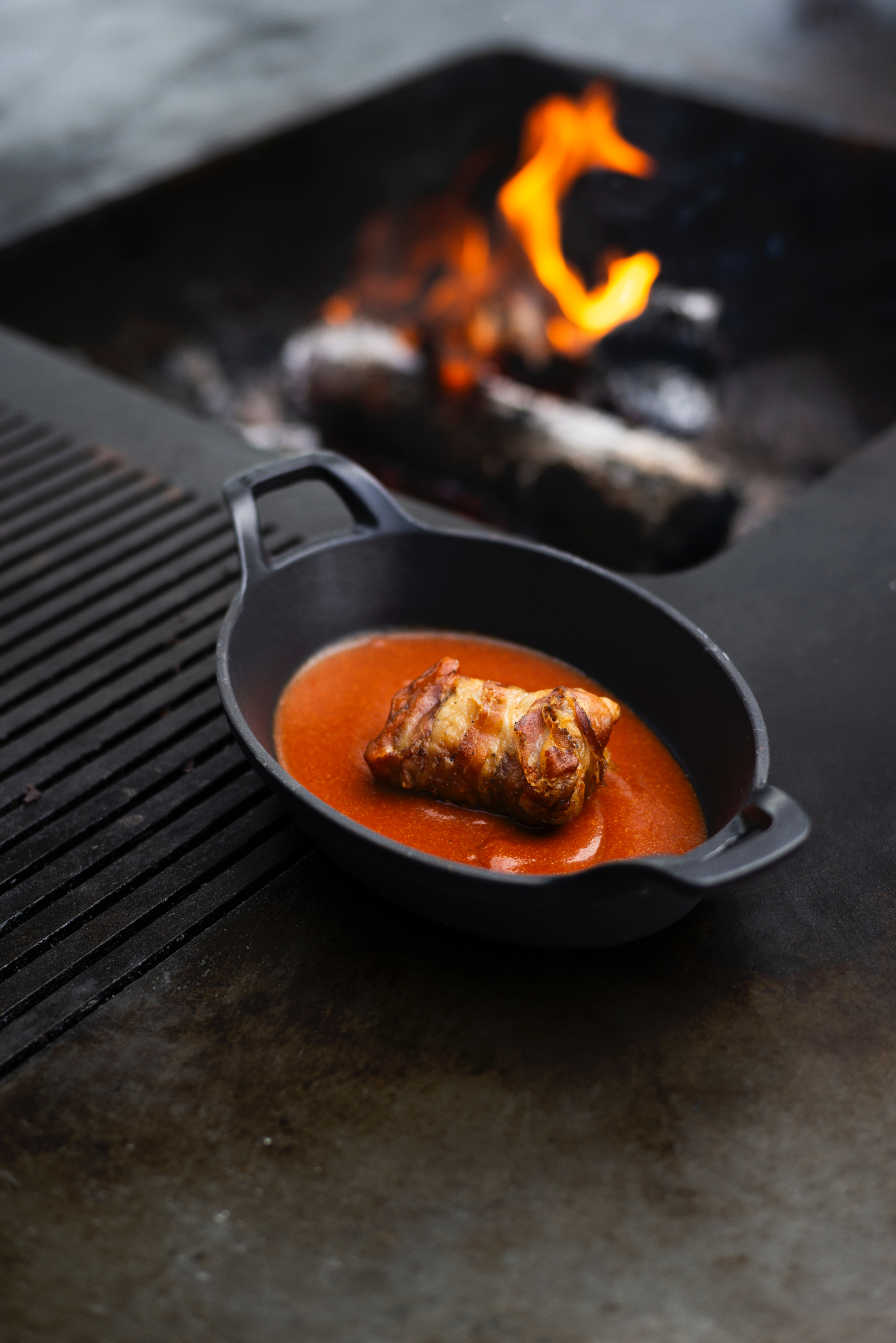 Involtino di carne in salsa di pomodoro alla brace